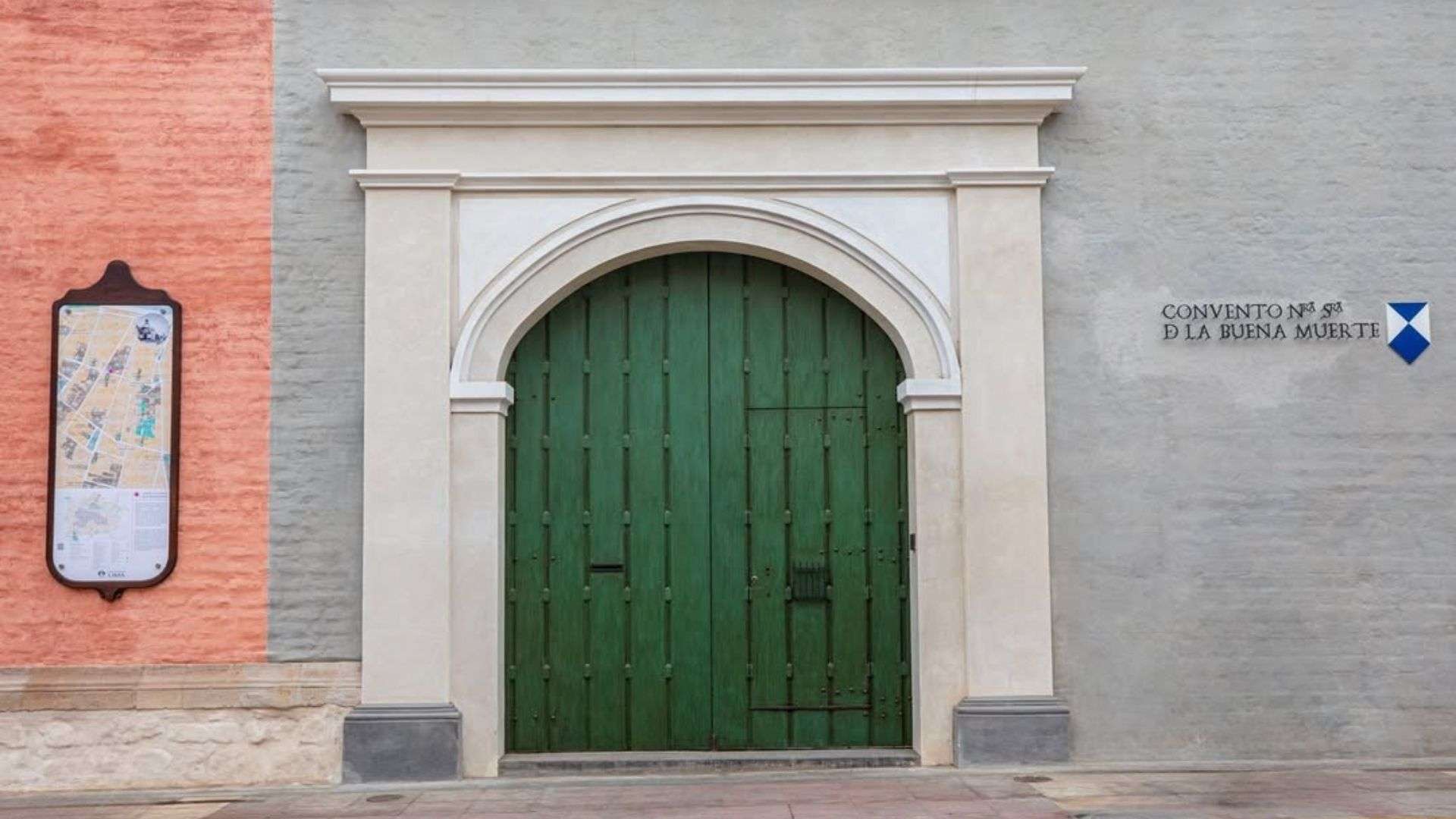 Fachada de la iglesia de la Buena Muerte restaurada con Siltop